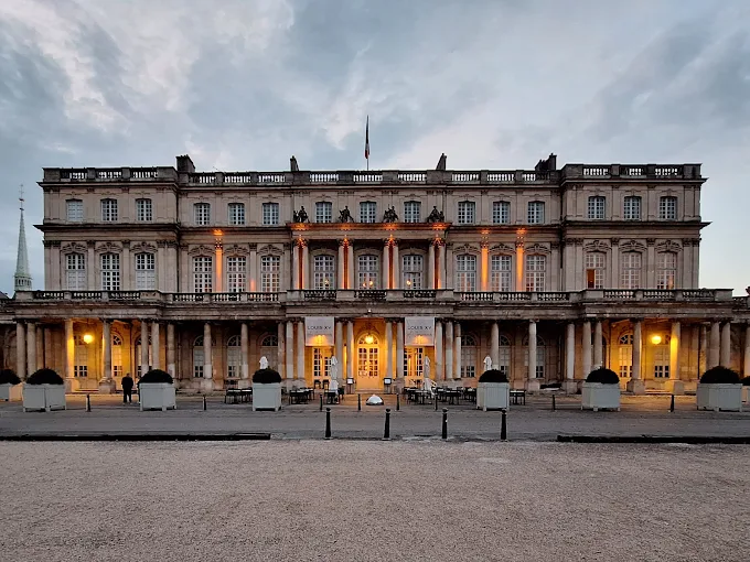 Palais_du_Gouverneur